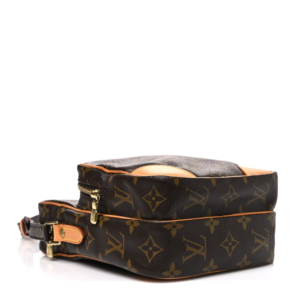 Monogram Amazone