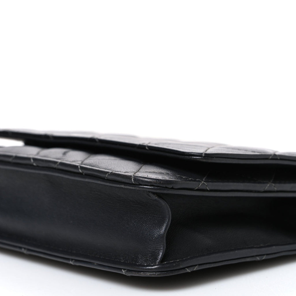Lambskin Quilted Wallet On Chain WOC Black