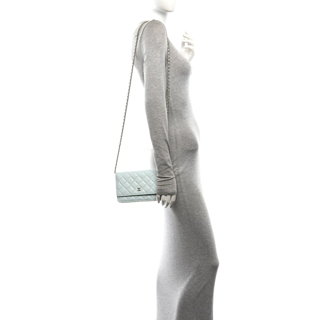 Caviar Quilted Wallet on Chain WOC Light Blue