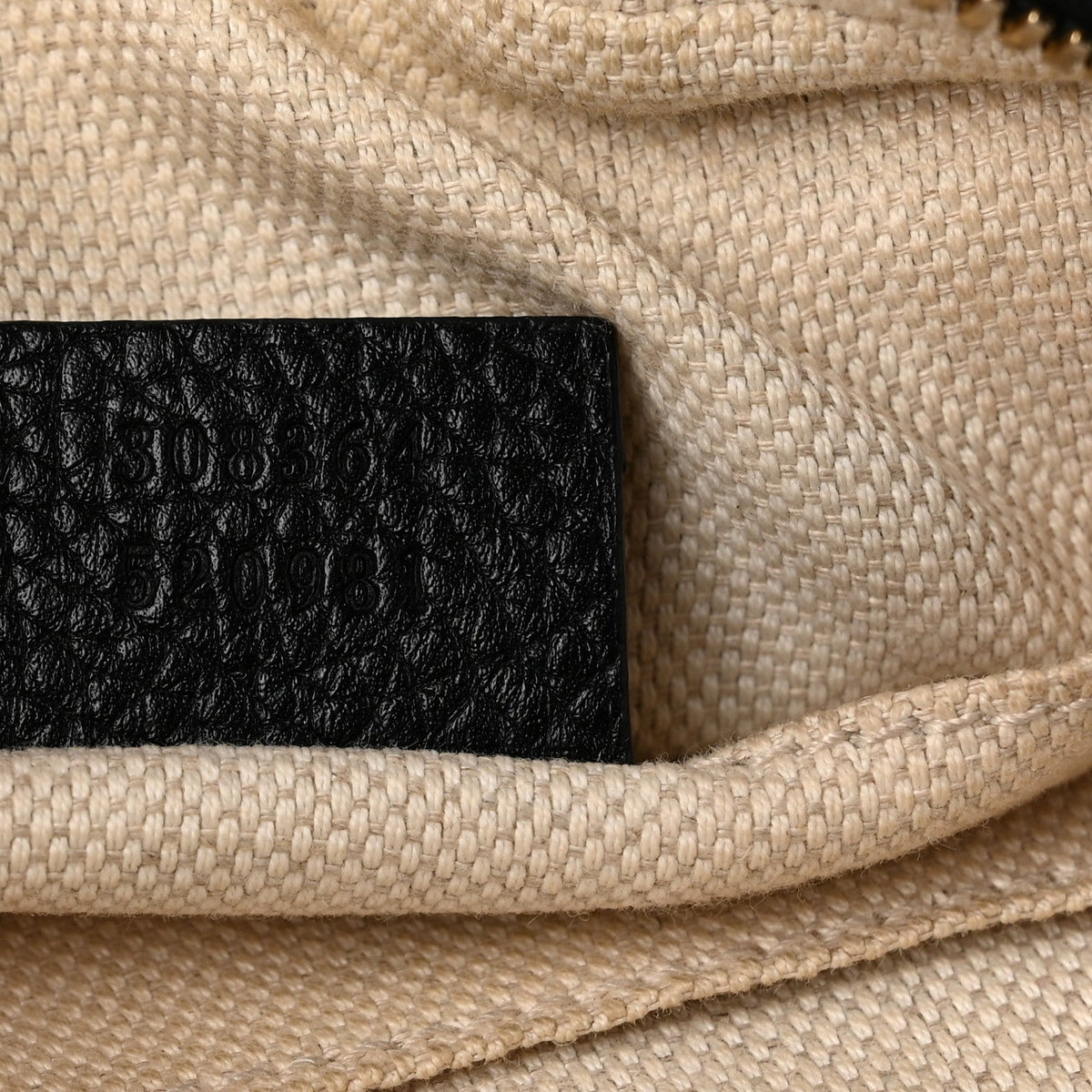 Pebbled Calfskin Small Soho Disco Bag Black
