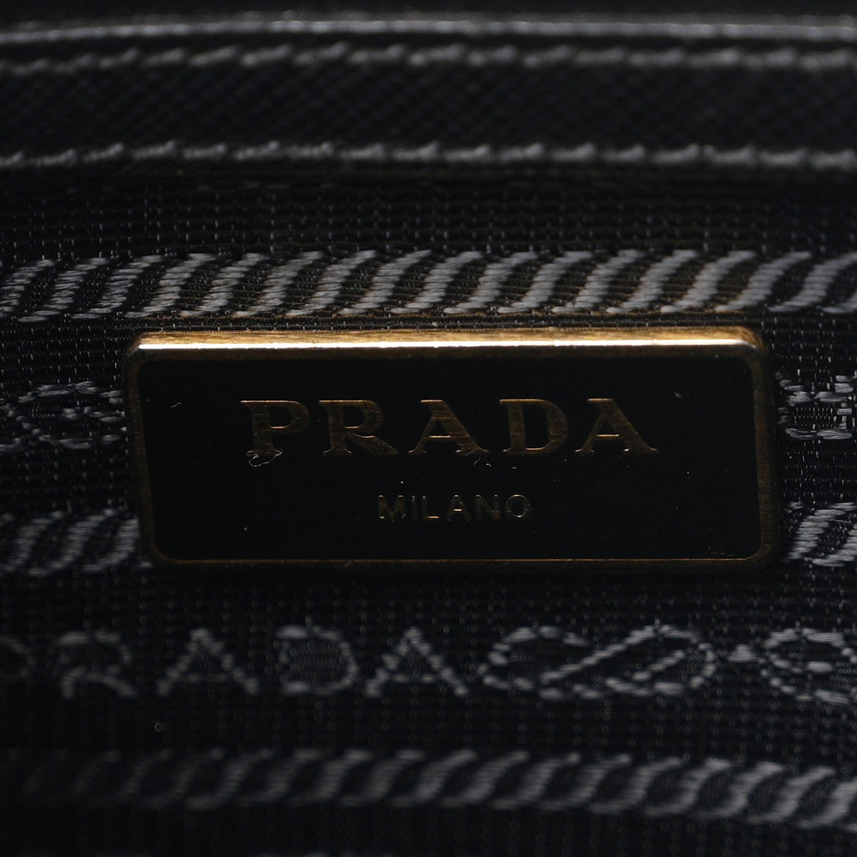 Saffiano Small Galleria Double Zip Tote Black