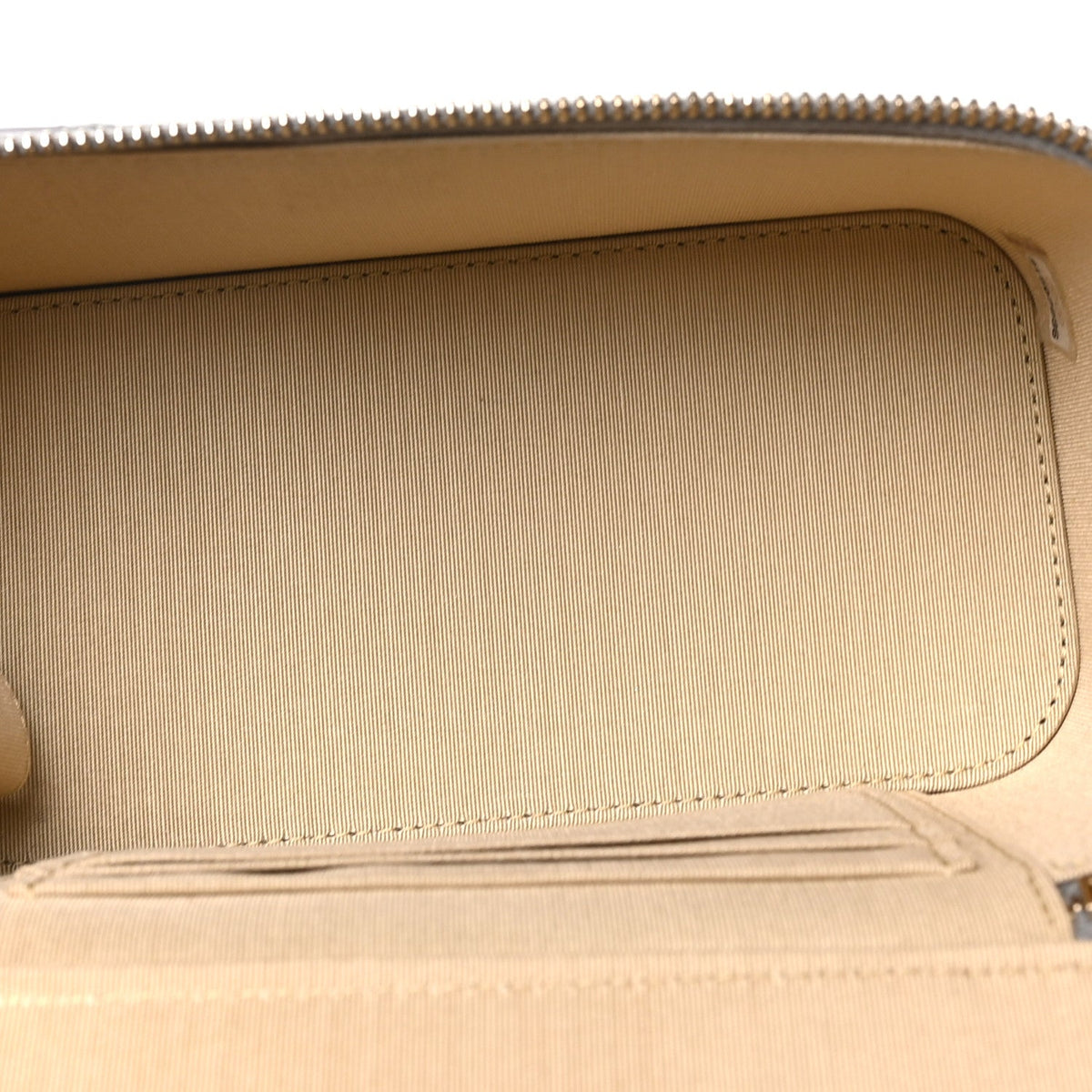 Lambskin Quilted Small Pearl Crush Vanity Case With Chain Grey