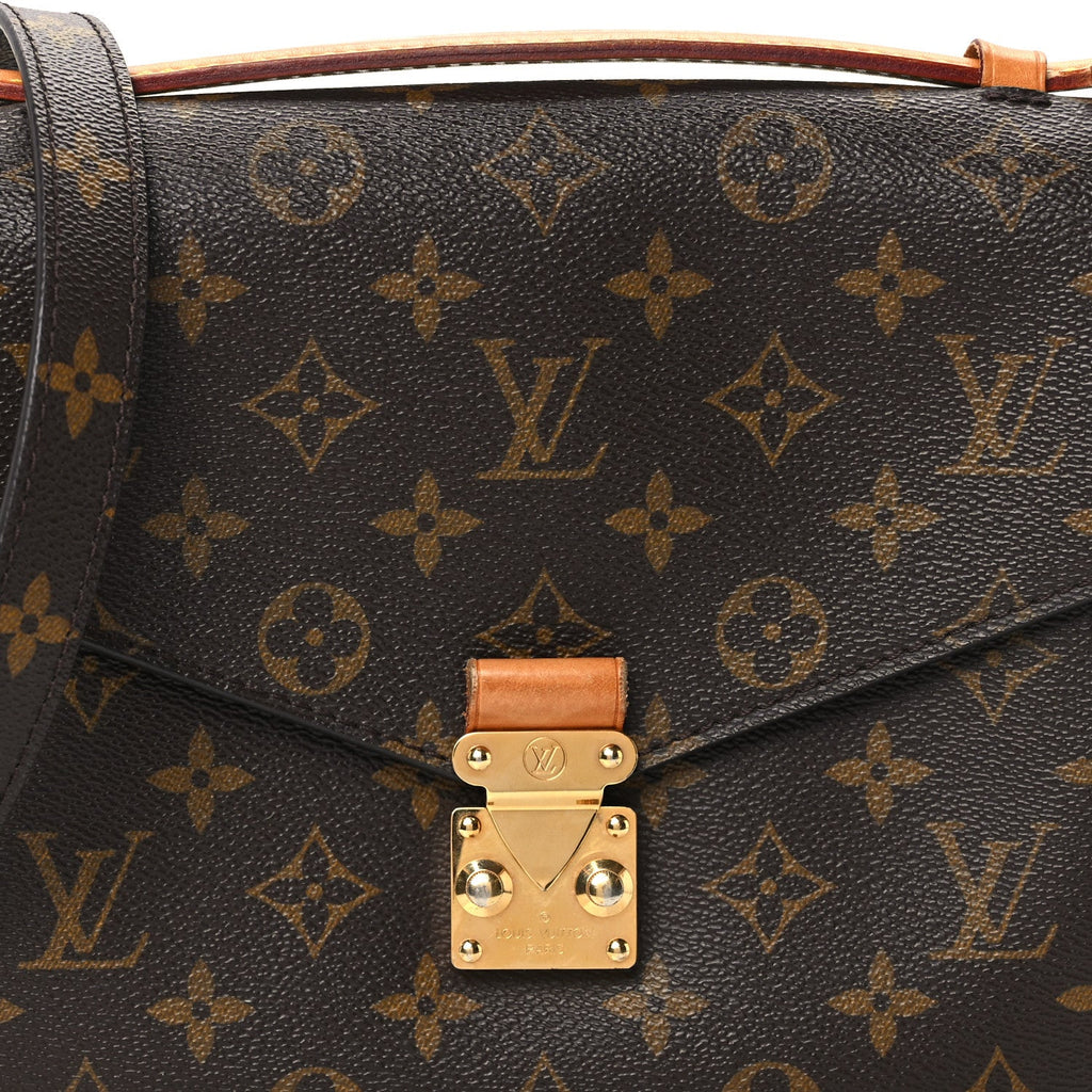 Monogram Pochette Metis