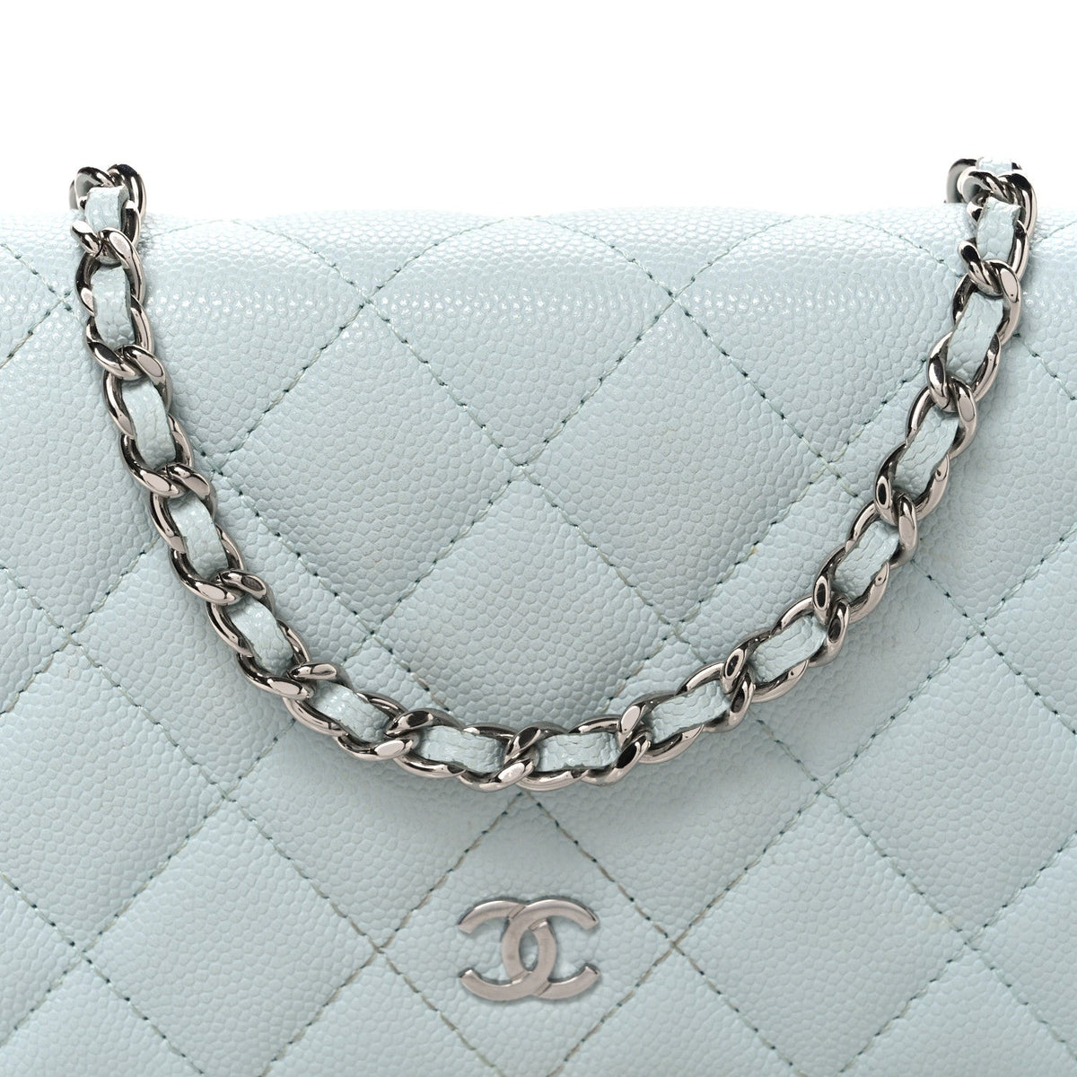 Caviar Quilted Wallet on Chain WOC Light Blue
