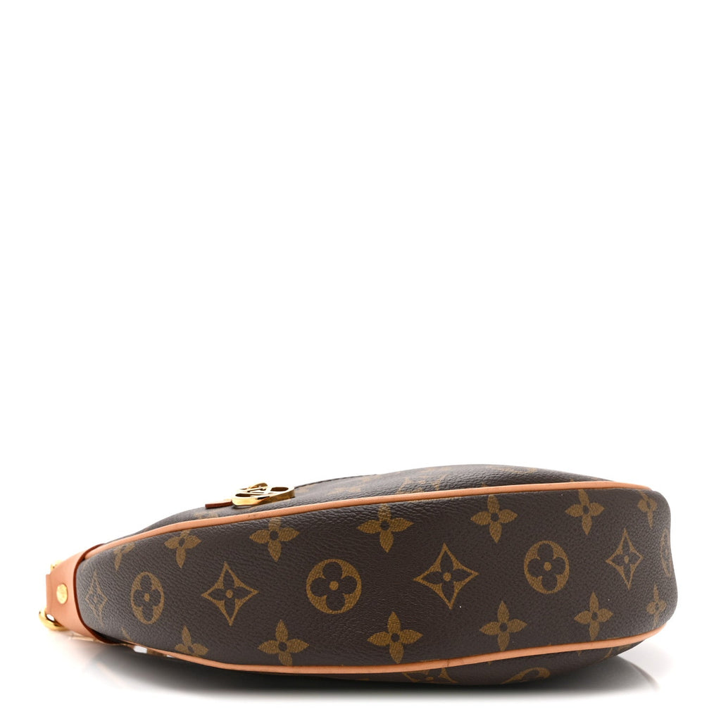 Monogram Loop