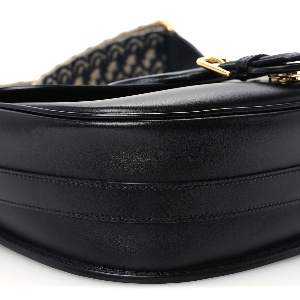 Box Calfskin Large Bobby Flap Black