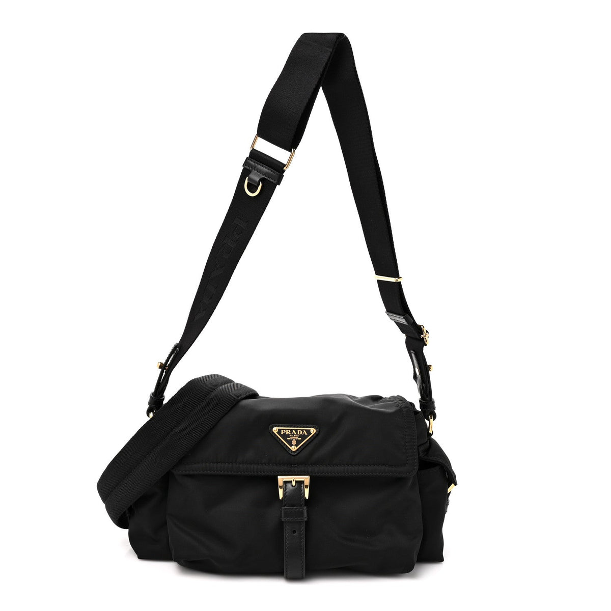 Re-Nylon Medium Explore Shoulder Bag Black