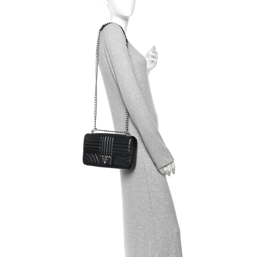 Soft Calfskin Impunture Diagramme Medium Chain Flap Shoulder Bag Black