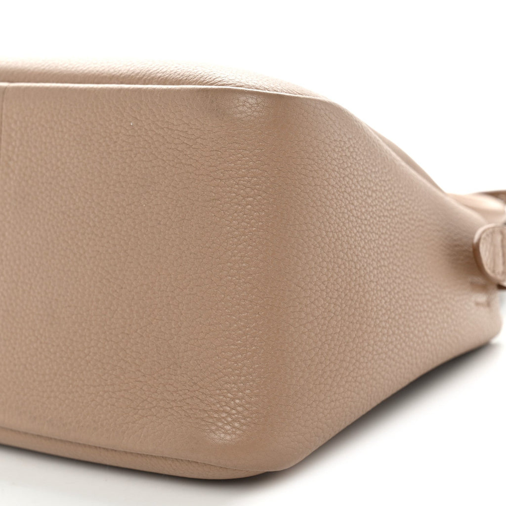Vitello Daino Soft Small Zippered Top Handle Bag Cammeo