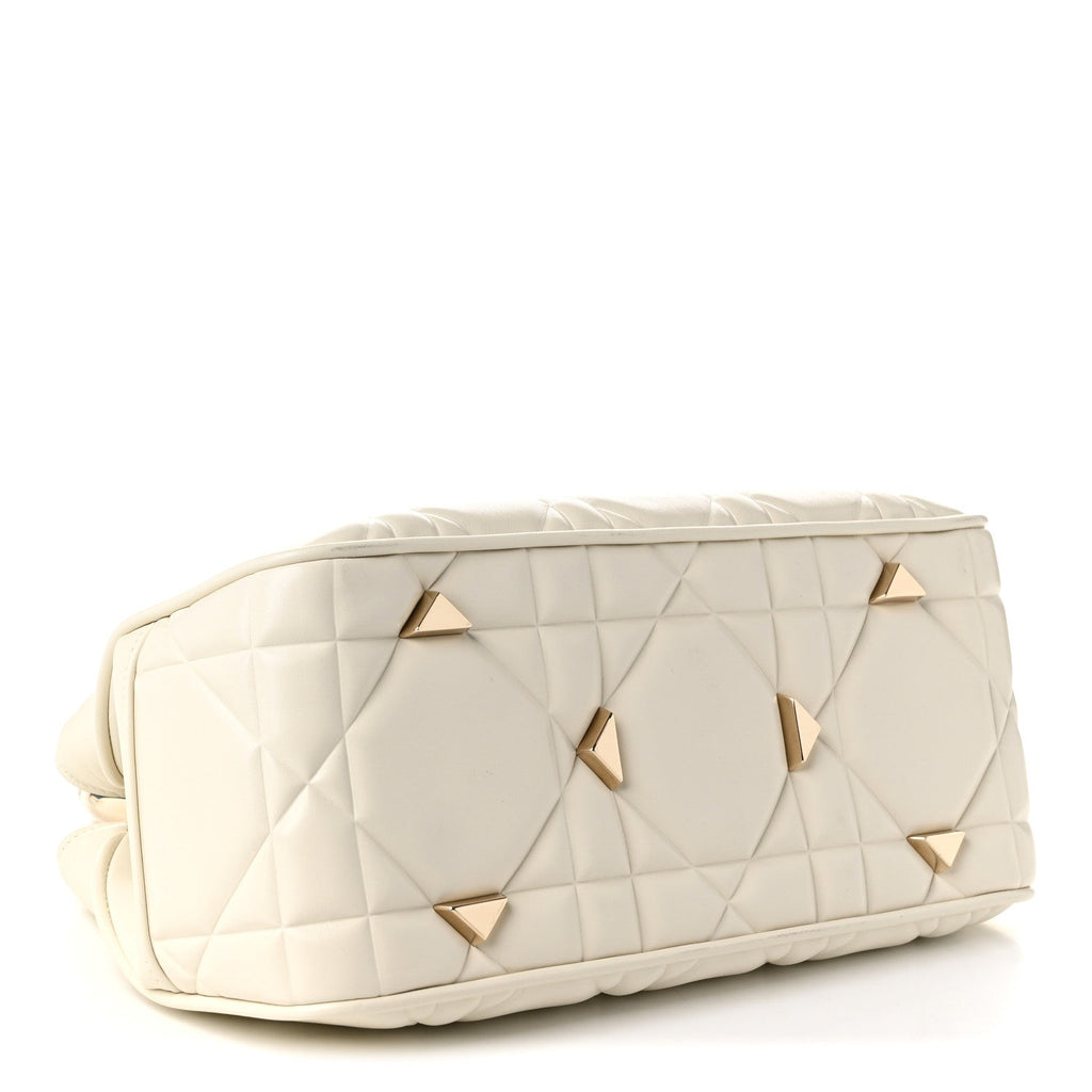 Calfskin Cannage Medium The Lady 95.22 White