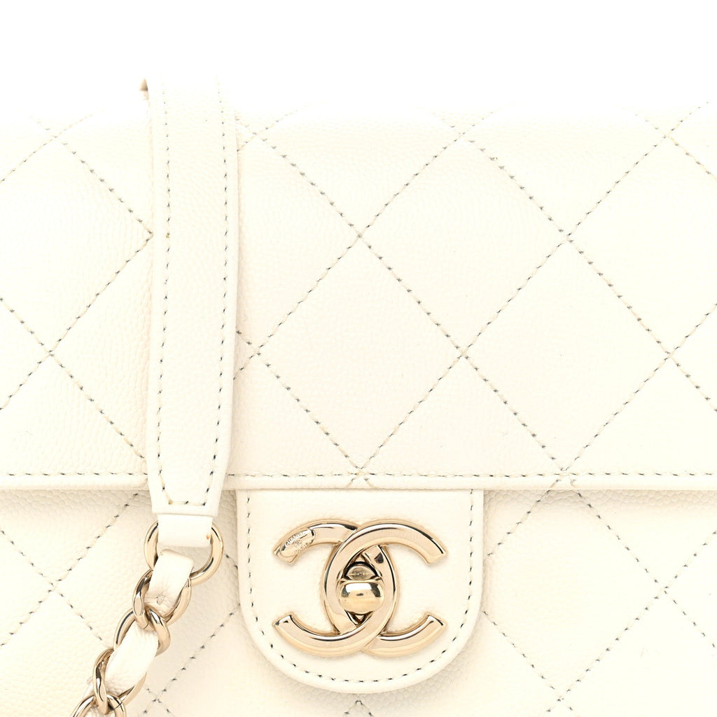 Caviar Quilted Like A Wallet Flap White