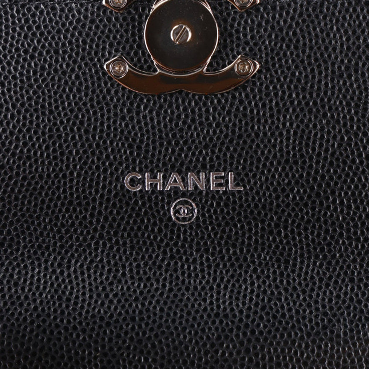 Caviar Quilted Pick Me Up Clutch With Chain Black