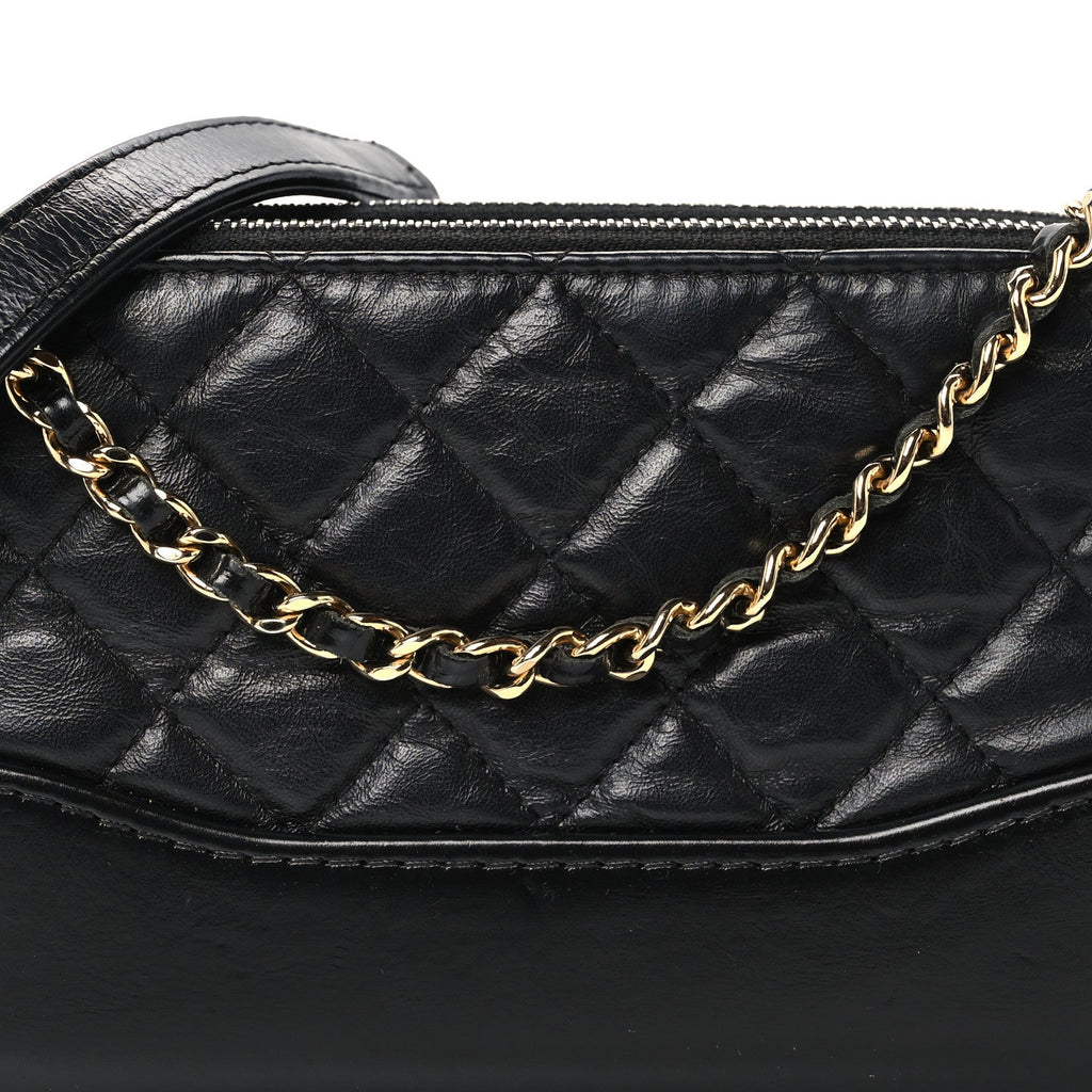 Aged Calfskin Quilted Small Gabrielle Clutch With Chain Black
