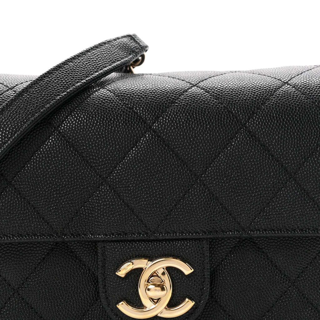 Caviar Quilted Like A Wallet Flap Black