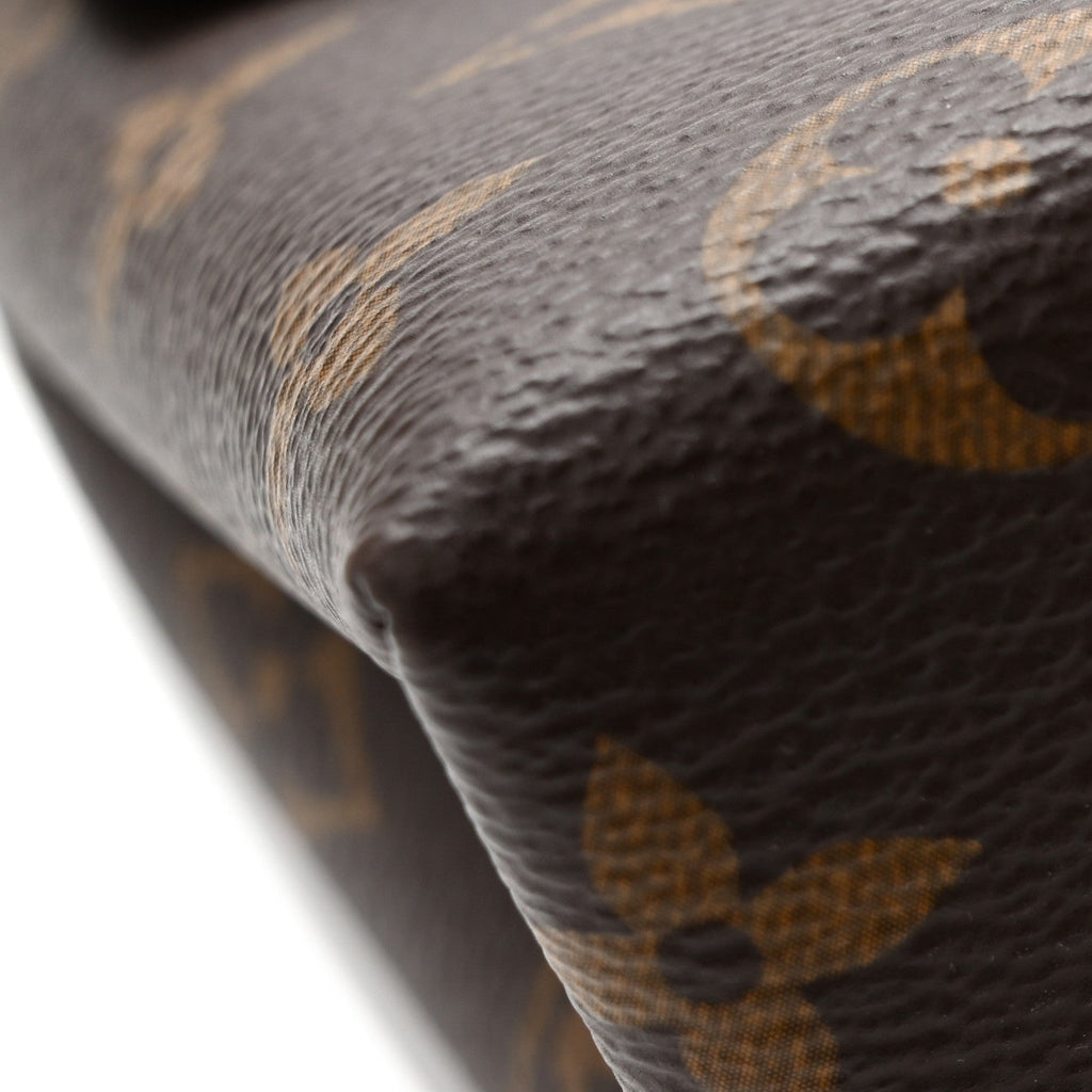 Monogram Locky BB Black
