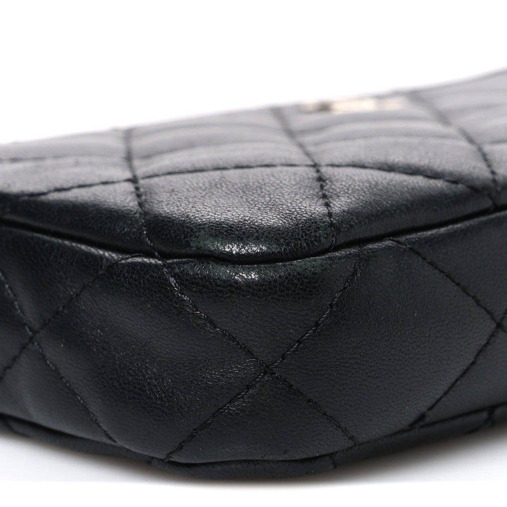 Lambskin Quilted Small Clutch With Chain Black