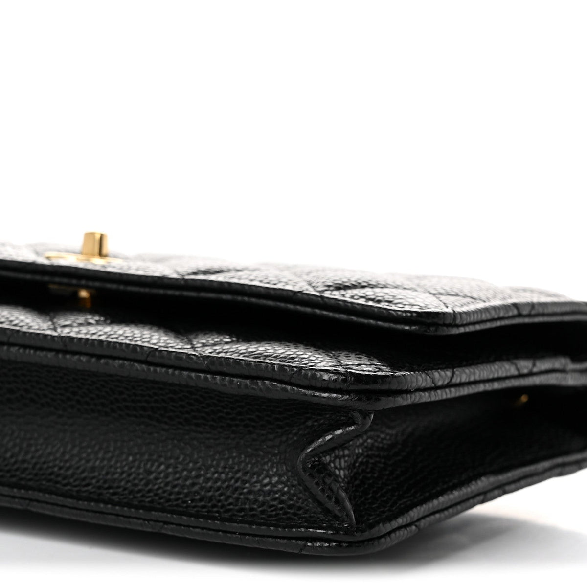Caviar Quilted CC Turnlock Wallet On Chain WOC Black