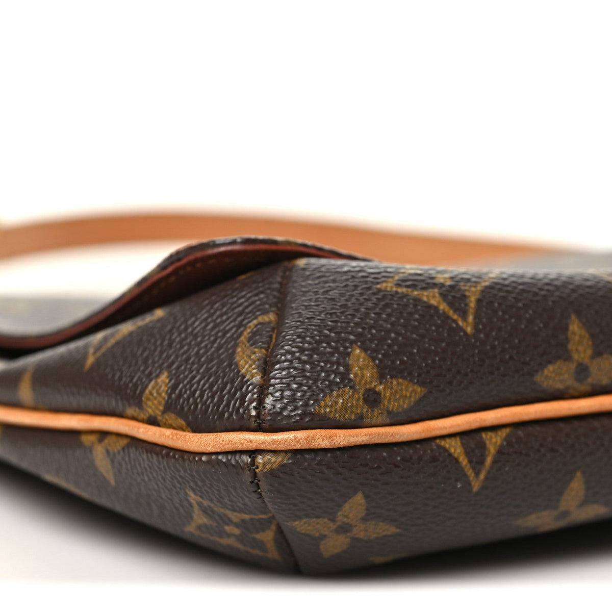 Monogram Musette Tango