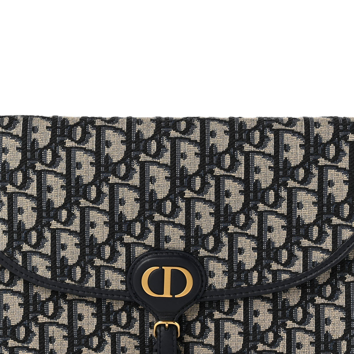 Oblique Bobby Pouch Blue