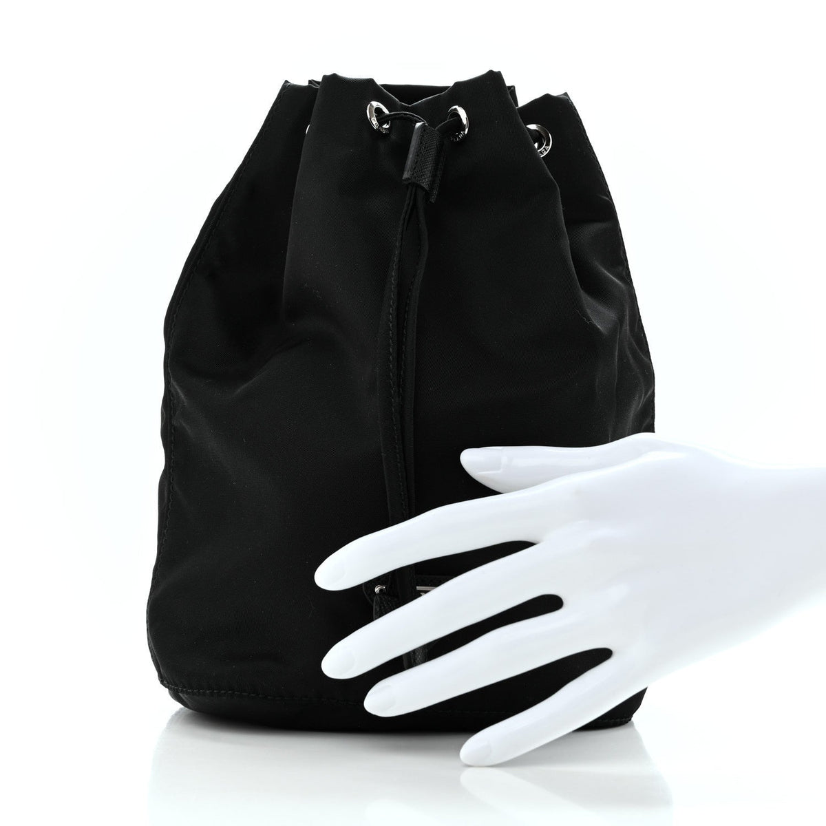 Nylon Vela Drawstring Pouch Black