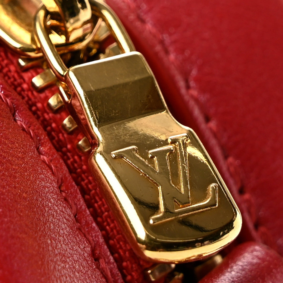 Lambskin Embossed Monogram Fall In Love Sac Coeur Heart Chain Bag Lipstick Red