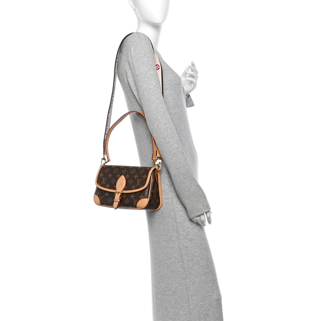 Monogram Diane Black