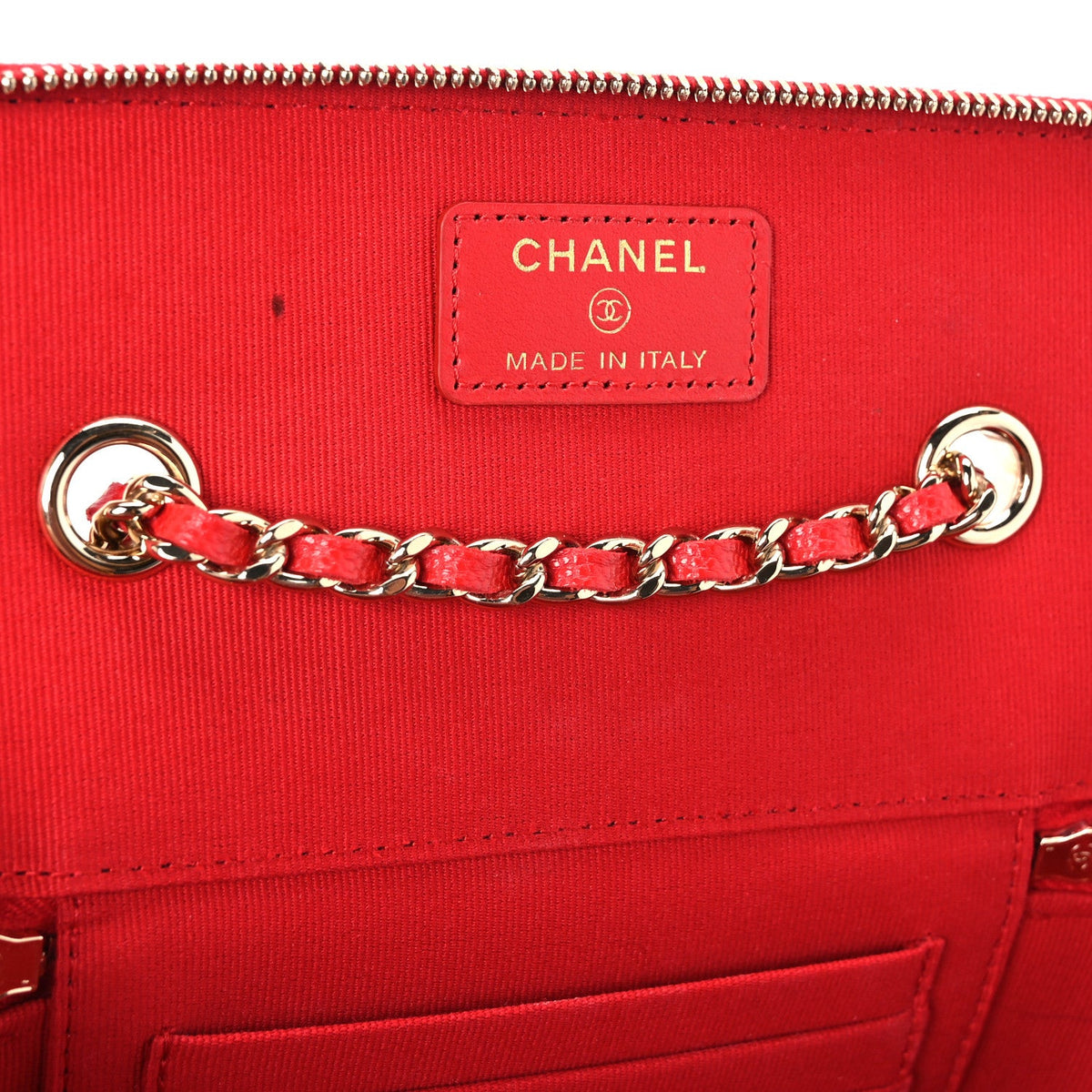 Caviar Quilted Small Vanity Case With Chain Red