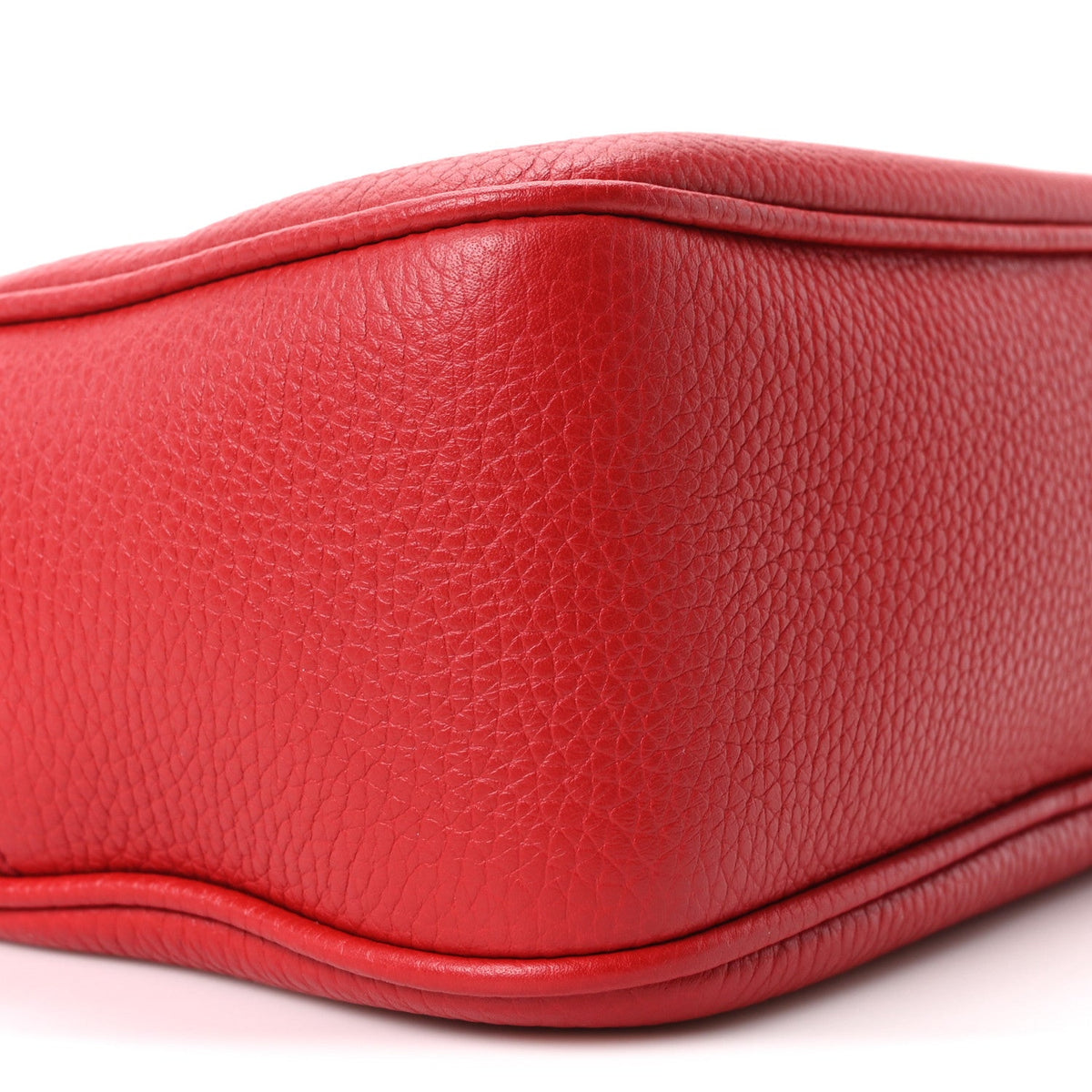 Pebbled Calfskin Small Soho Disco Bag Tabasco Red