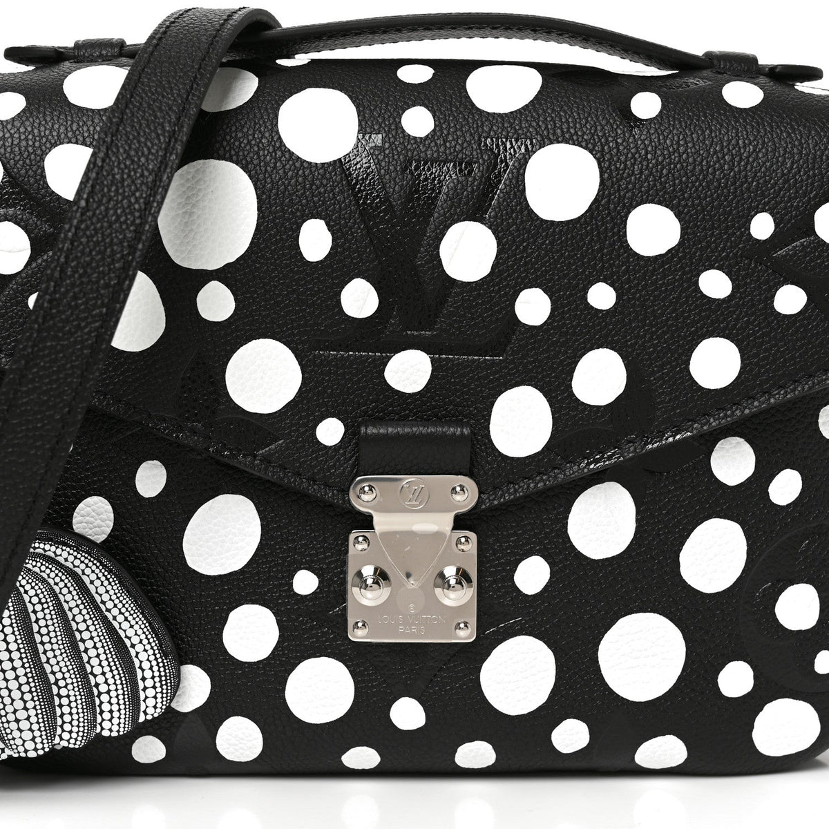LV x YK Empreinte Monogram Giant Pochette Metis Black