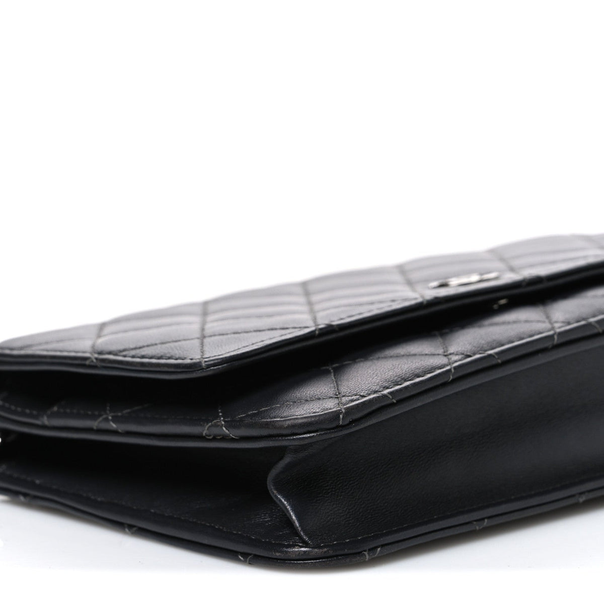 Lambskin Quilted Wallet On Chain WOC Black