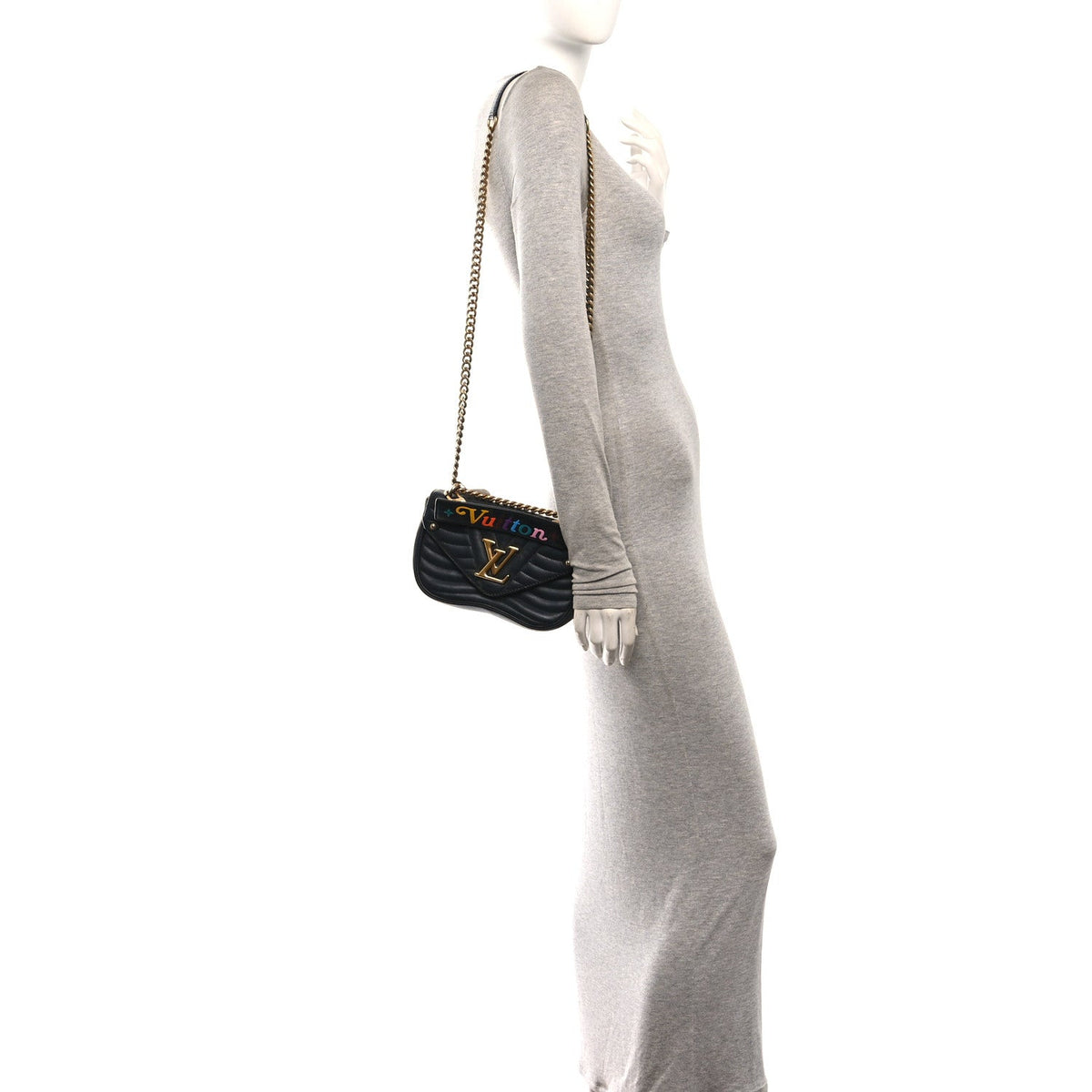 Calfskin New Wave Chain PM Black