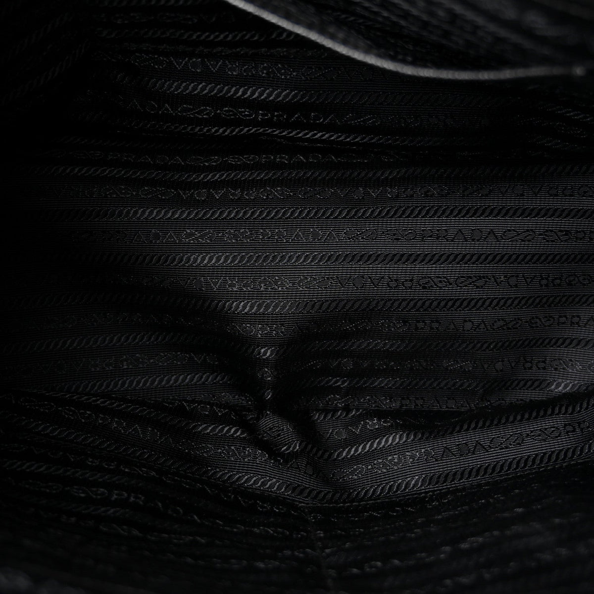 Saffiano Medium Galleria Double Zip Tote  Black