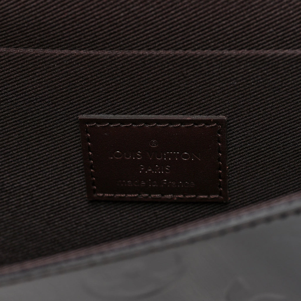 Vernis Pochette Felicie Chain Wallet Amarante