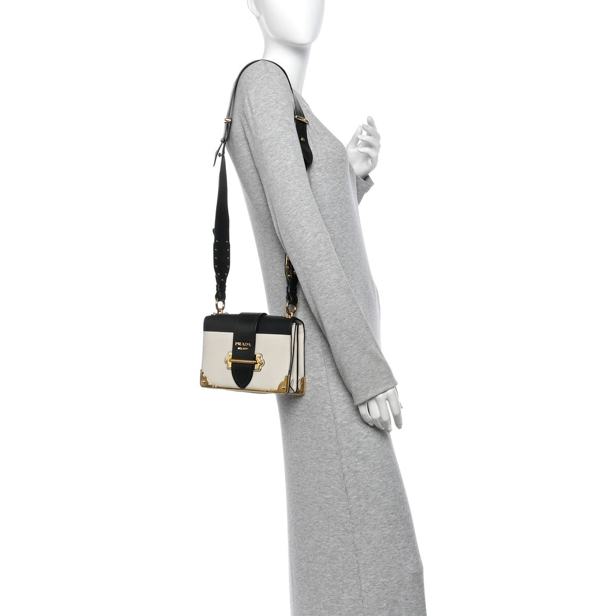 City Calf Saffiano Cahier Bag Talco Black