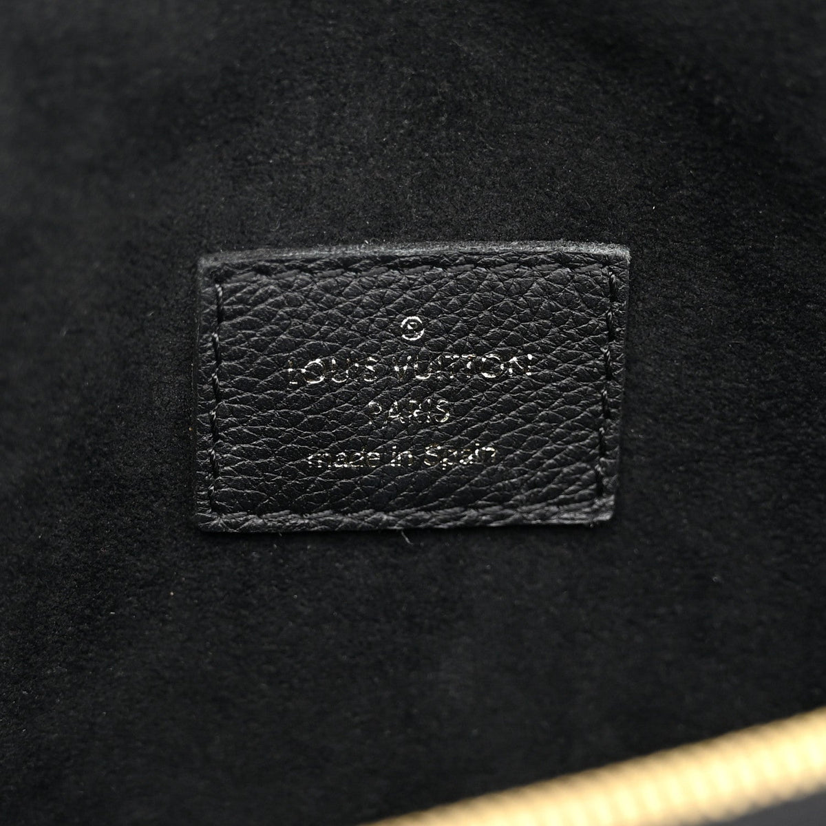 Monogram Victoire Black
