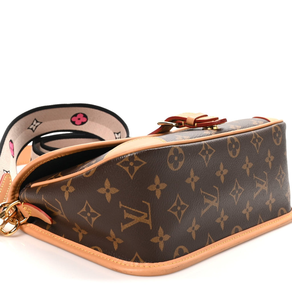 Monogram Diane Black