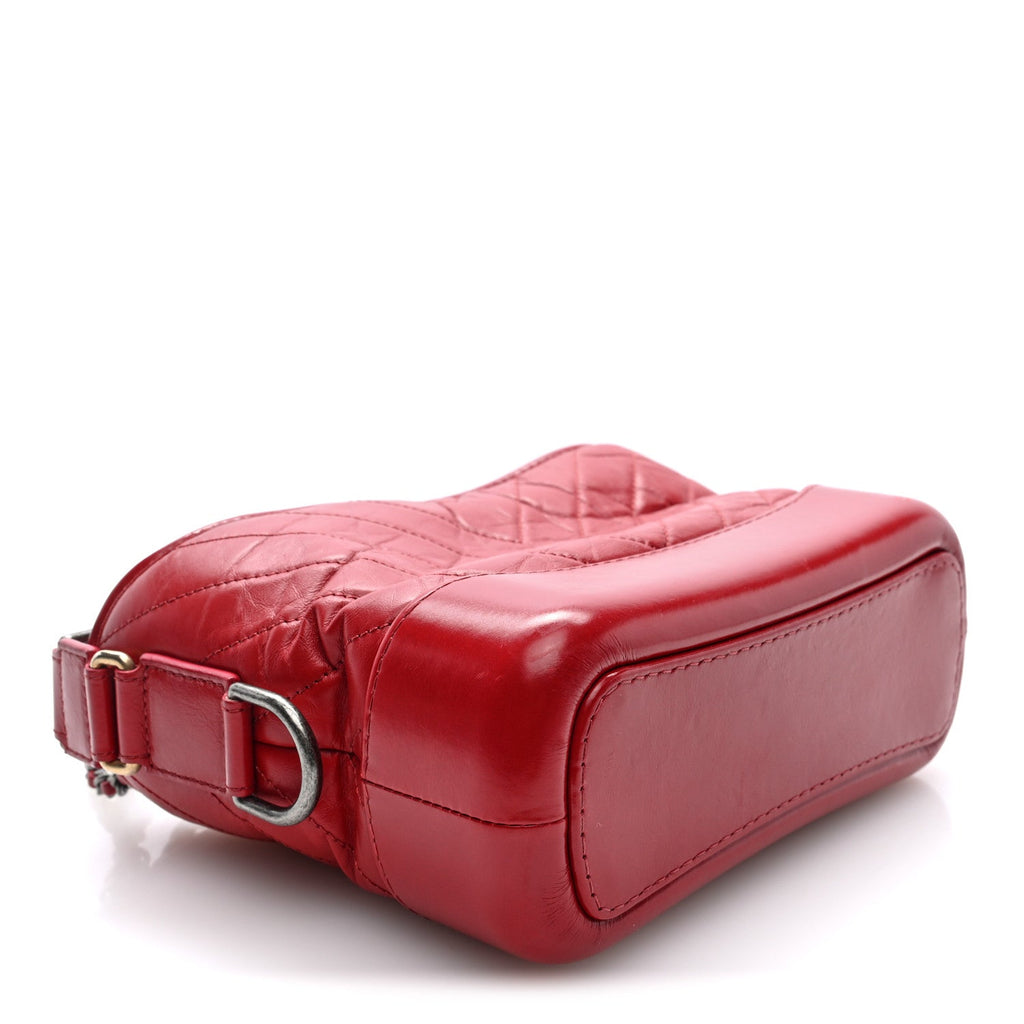 Aged Calfskin Chevron Quilted Small Gabrielle Hobo Red