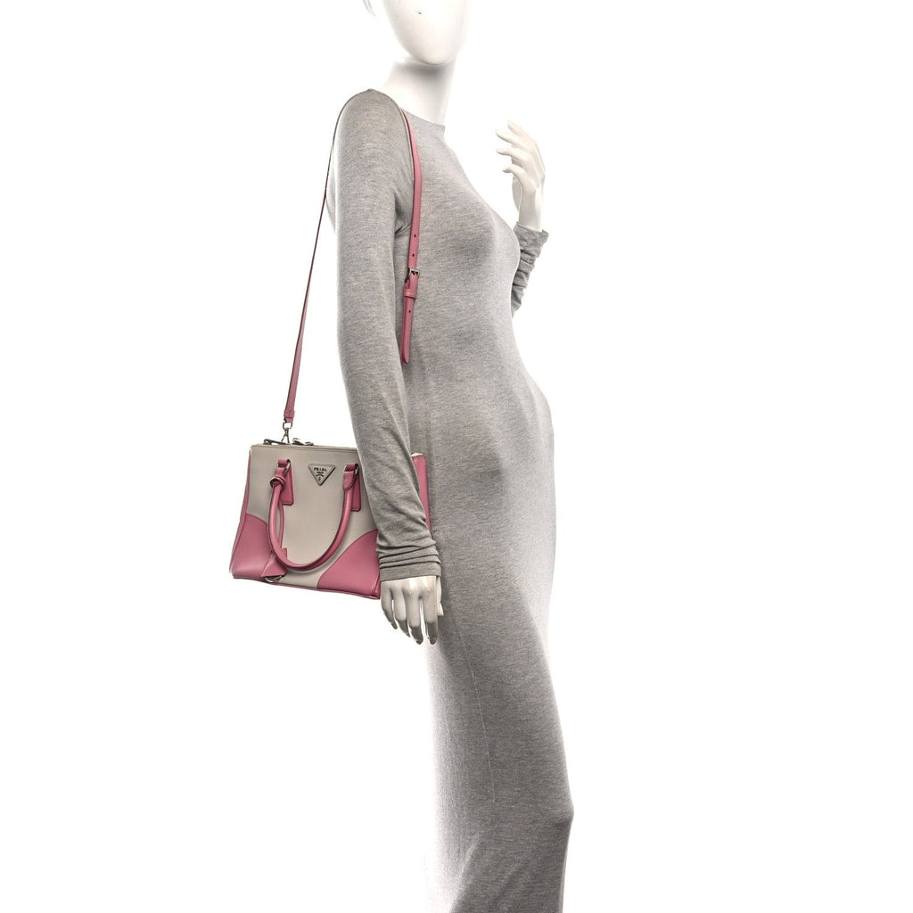Saffiano Lux Colorblock Small Galleria Double Zip Tote Peonia