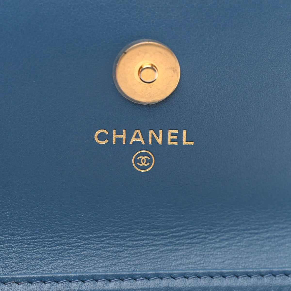 Denim Quilted CC Pearl Crush Clutch With Chain Blue