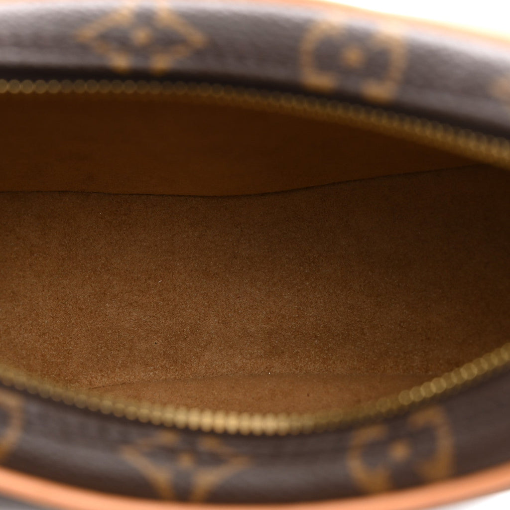 Monogram Loop