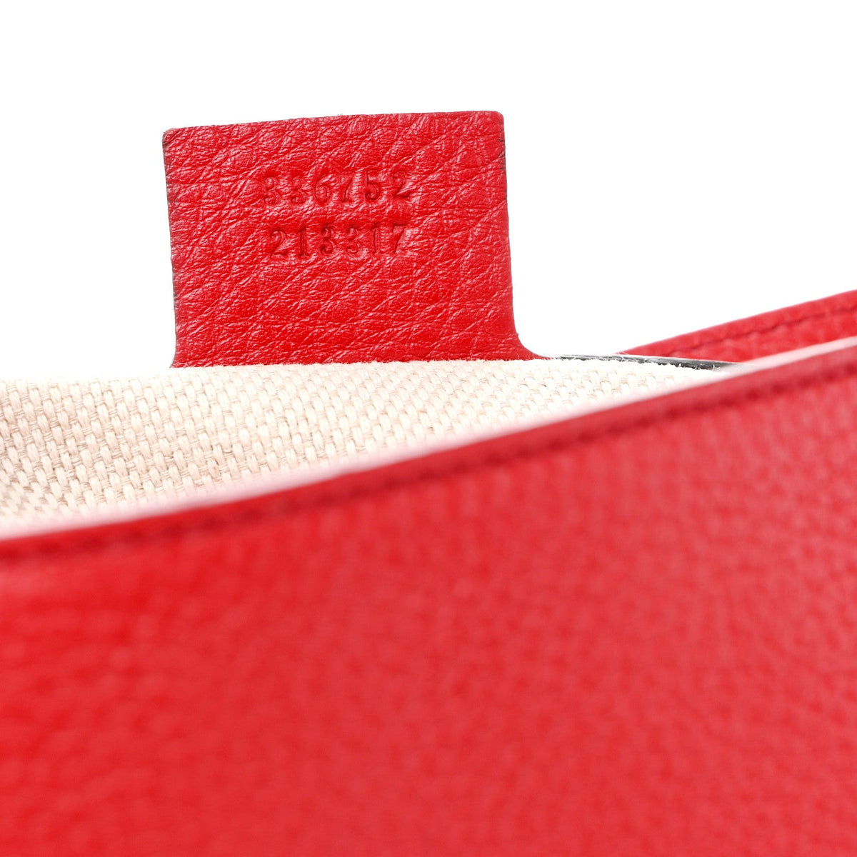 Pebbled Calfskin Medium Soho Flap Crossbody Tabasco Red