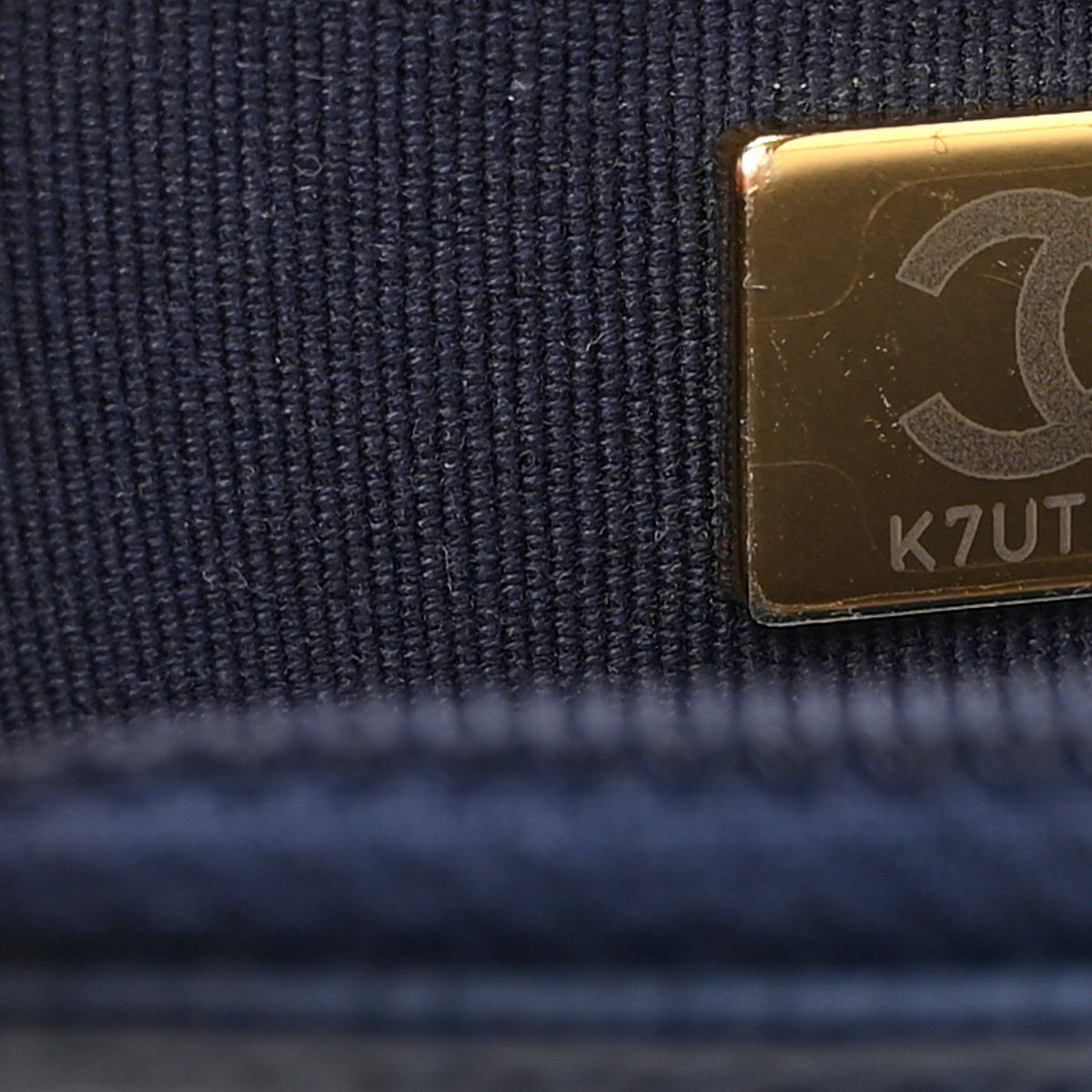 Caviar Quilted Crystal CC Wallet On Chain WOC Navy